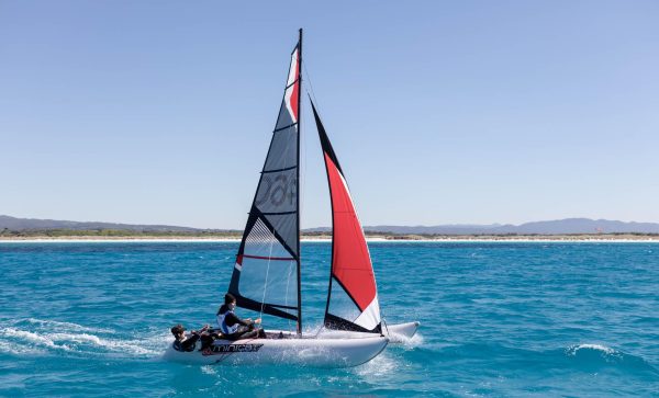 MiniCat, Un catamaran transportable grâce à ses coques gonflables